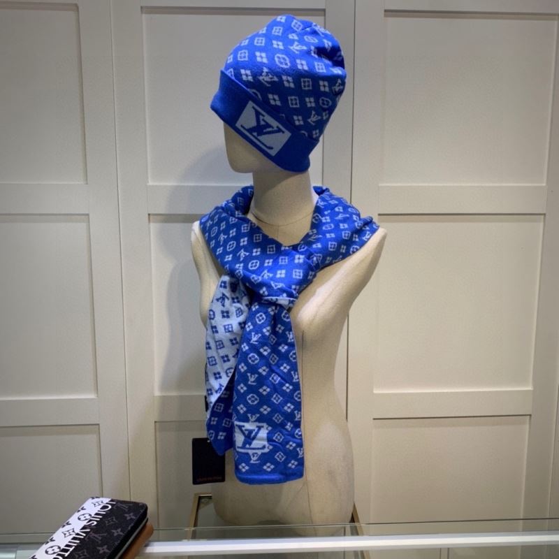 Louis Vuitton Caps Scarfs